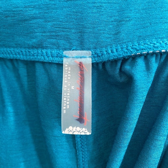 Free People movement teal blue ruffle hem athletic shorts w/ elastic waistband - Picture 3 of 4